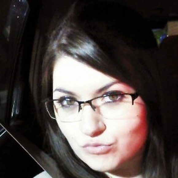 Meet your Posher, Kathy - Picture 1 of 1